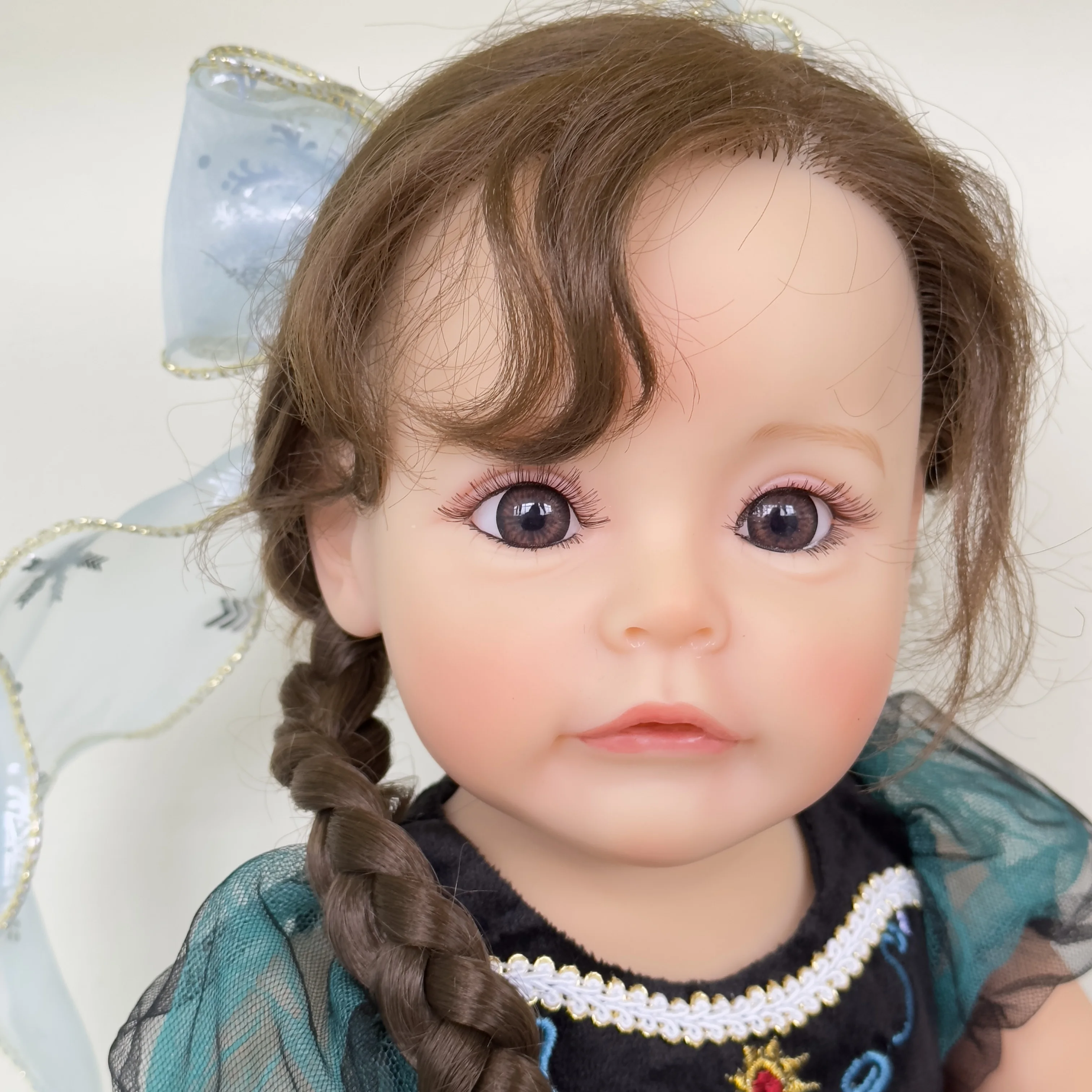 22inch Full Body Silicone Vinyl Reborn Toddler Girl Doll Sue-sue Rooted Hair High Quality Gift For Children
22inch Full Body Silicone Vinyl Reborn Toddler Girl Doll Sue-sue Rooted Hair High Quality Gift For Children