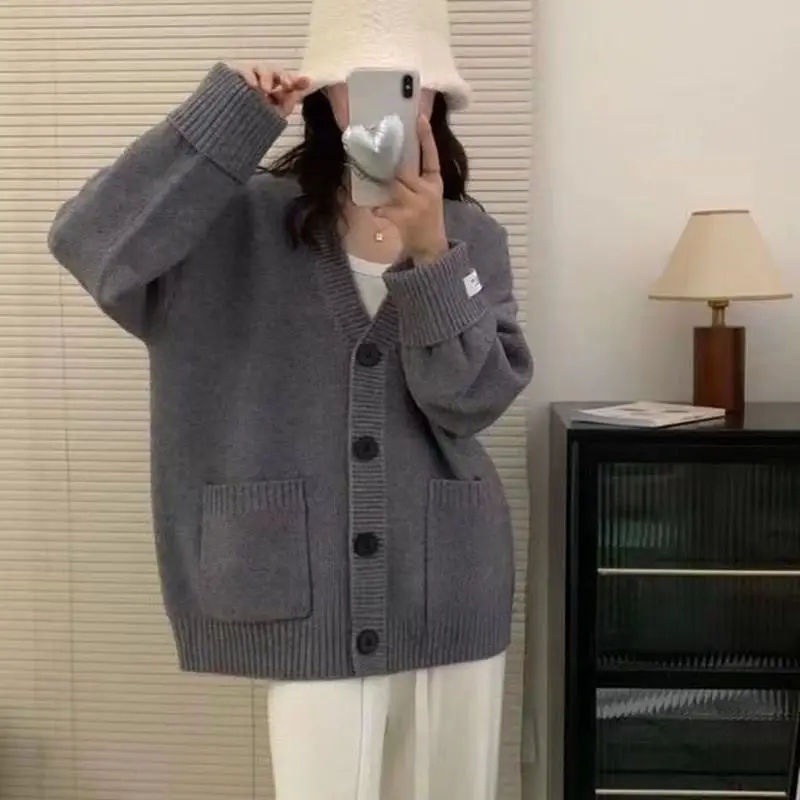 Women's Autumn Winter New Korean Loose Knit Cardigan Rolled Sleeves Soft Cozy Oversized Sweater Coat
Women's Autumn Winter New Korean Loose Knit Cardigan Rolled Sleeves Soft Cozy Oversized Sweater Coat