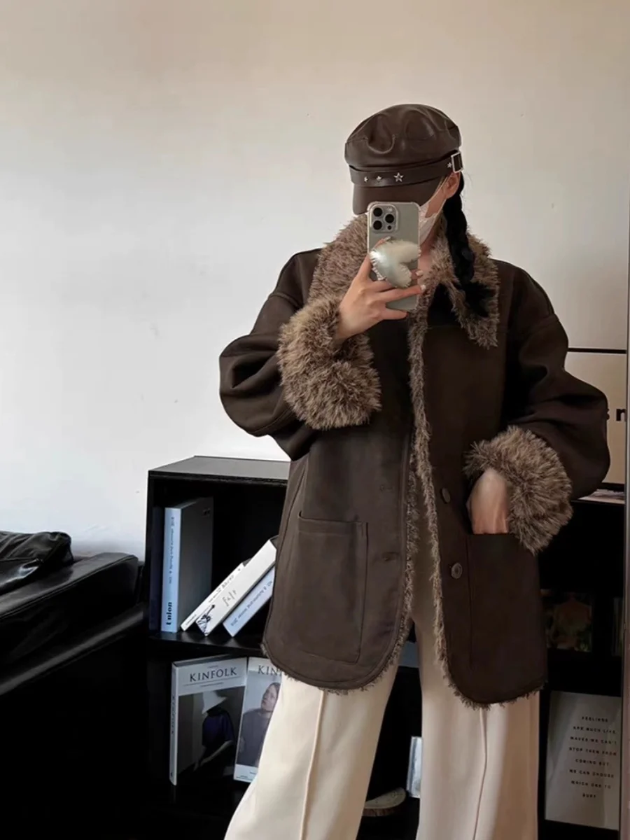 Экологичная двусторонняя куртка из меховой кожи, женская зимняя свободная кожаная куртка в стиле ретро, закрытая пуговицами для поездок на работу... 
Экологичная двусторонняя куртка из меховой кожи, женская зимняя свободная кожаная куртка в стиле ретро, закрытая пуговицами для поездок на работу...