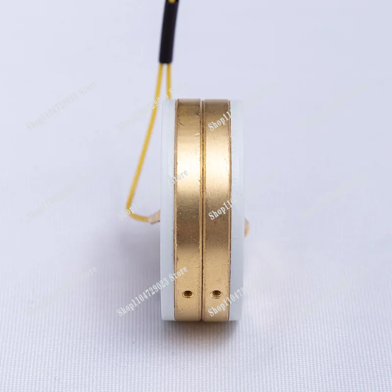 Factory direct sales RK-87 large diaphragm, professional live streaming host gold-plated film Mi core, capacitive
Factory direct sales RK-87 large diaphragm, professional live streaming host gold-plated film Mi core, capacitive