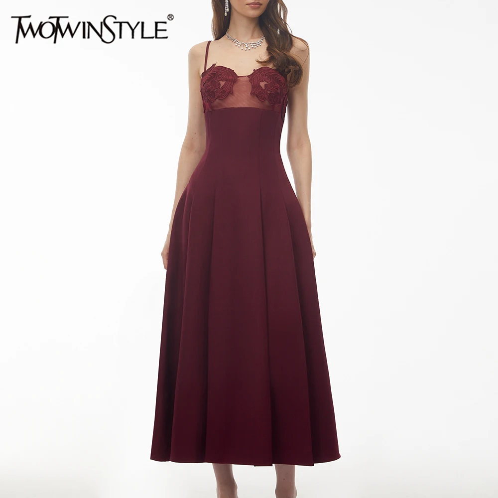 TWOTWINSTYLE Solid Slimming Spliced Applique Midi Dress for Women Square Necl Sleeveless Patchwork Mesh Dresses Female New Style
TWOTWINSTYLE Solid Slimming Spliced Applique Midi Dress for Women Square Necl Sleeveless Patchwork Mesh Dresses Female New Style