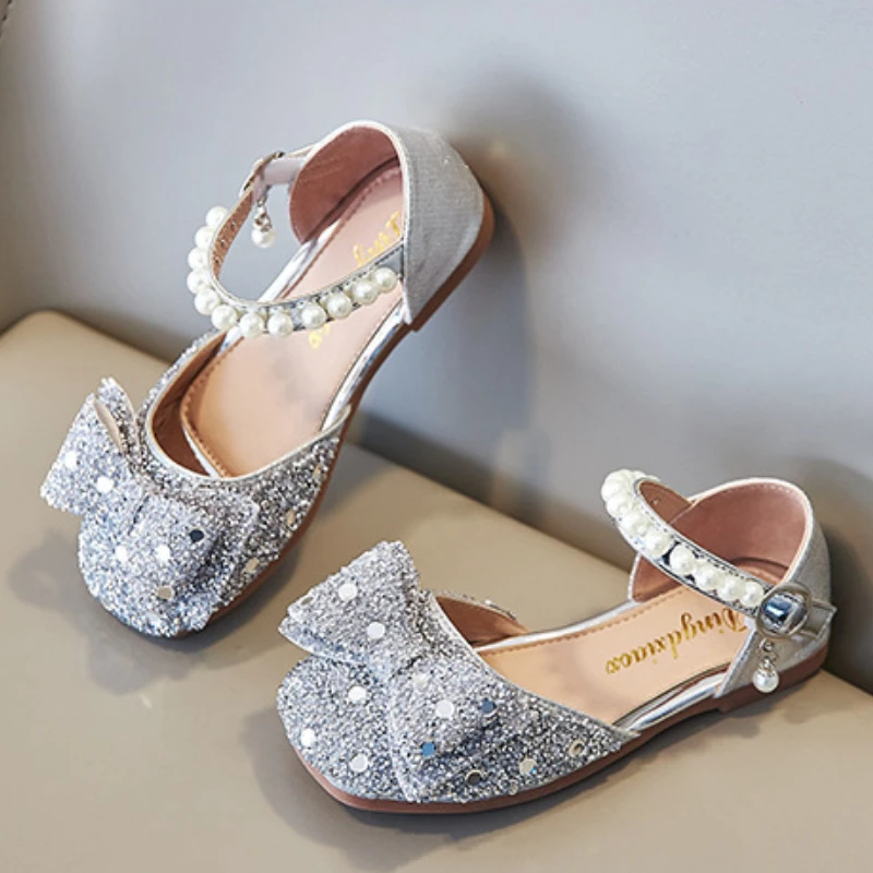 Fashion Style Baby Girl Bow Princess Shoes Pearl Rhinestone Beading Sandals Kids Sequin Dance Performance Shoes Summer Versatile
Fashion Style Baby Girl Bow Princess Shoes Pearl Rhinestone Beading Sandals Kids Sequin Dance Performance Shoes Summer Versatile
