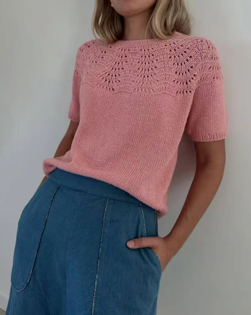 Ladies' versatile pullover sweater, short sleeved shirt, knitted fashionable summer lace, short casual style
Ladies' versatile pullover sweater, short sleeved shirt, knitted fashionable summer lace, short casual style