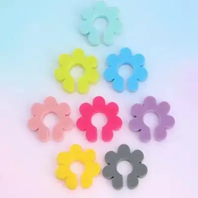 8Pcs Wine Glass Charms Red Wine Glass Identifier Flower Design Drink Markers Silicone Cup Tags for Gathering Drink Markers
8Pcs Wine Glass Charms Red Wine Glass Identifier Flower Design Drink Markers Silicone Cup Tags for Gathering Drink Markers