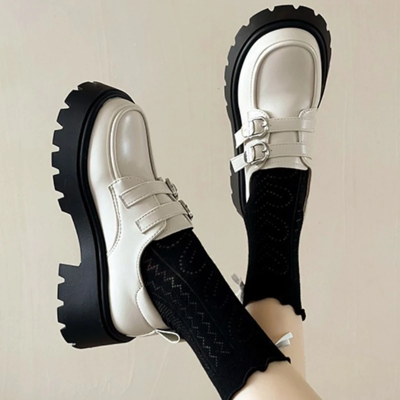 Весенне-осенние женские туфли на плоской подошве с круглым носком и толстой подошвой, универсальные лоферы, увеличивающие рост, повседневная обувь на один шаг
Весенне-осенние женские туфли на плоской подошве с круглым носком и толстой подошвой, универсальные лоферы, увеличивающие рост, повседневная обувь на один шаг