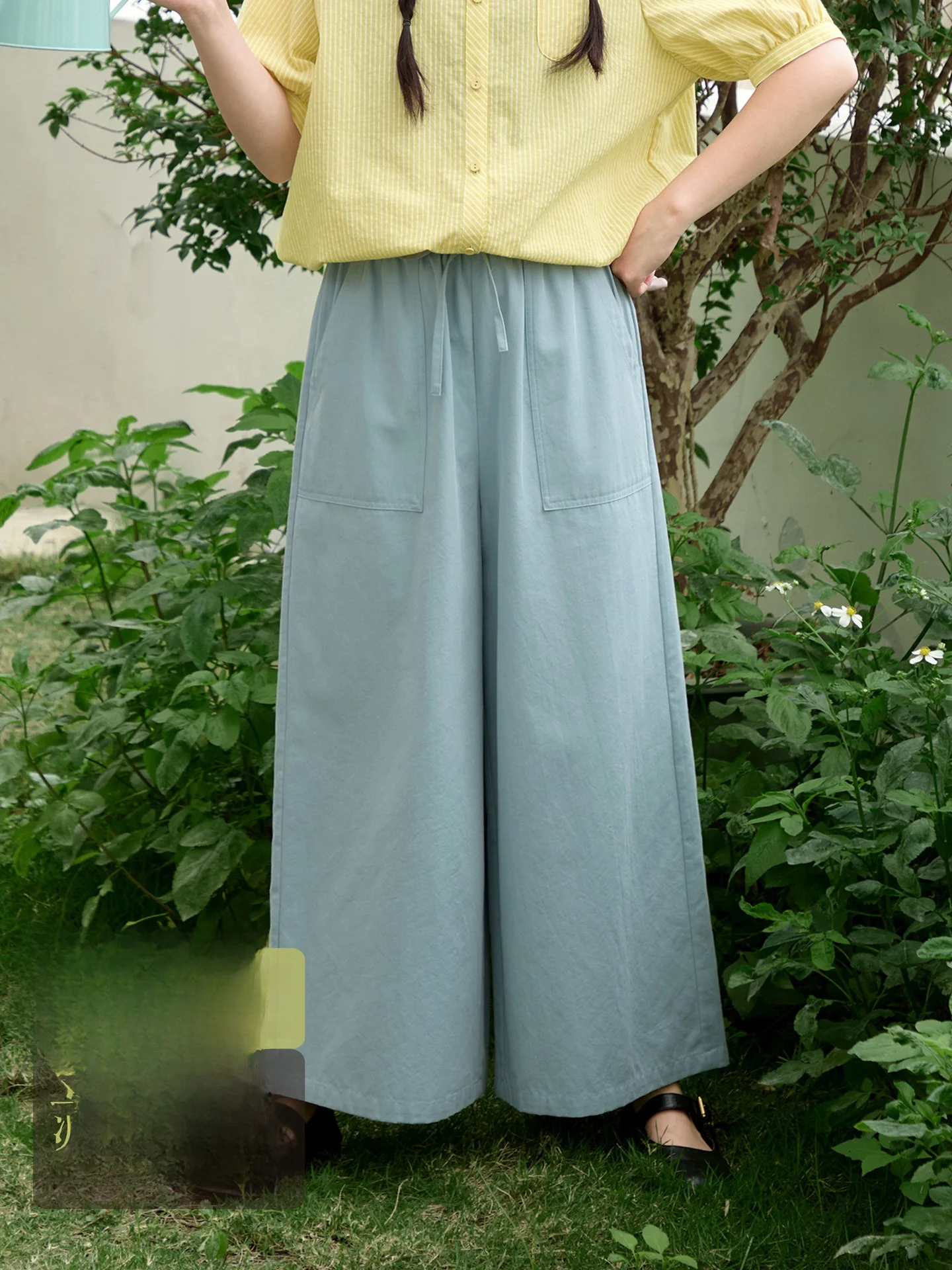Loose High Waist Wide Leg Pants Women's Summer Casual Loose Blue High Waist Straight Cut Cotton Elastic Waist Pants
Loose High Waist Wide Leg Pants Women's Summer Casual Loose Blue High Waist Straight Cut Cotton Elastic Waist Pants