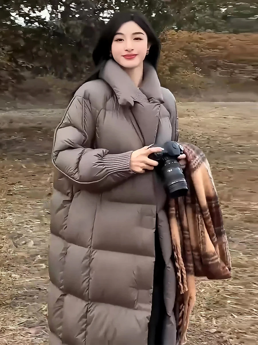 Зимнее утепленное белое пуховое пальто для женщин с модным воротником, теплое, для повседневной носки, средней длины, с другим воротником
Зимнее утепленное белое пуховое пальто для женщин с модным воротником, теплое, для повседневной носки, средней длины, с другим воротником