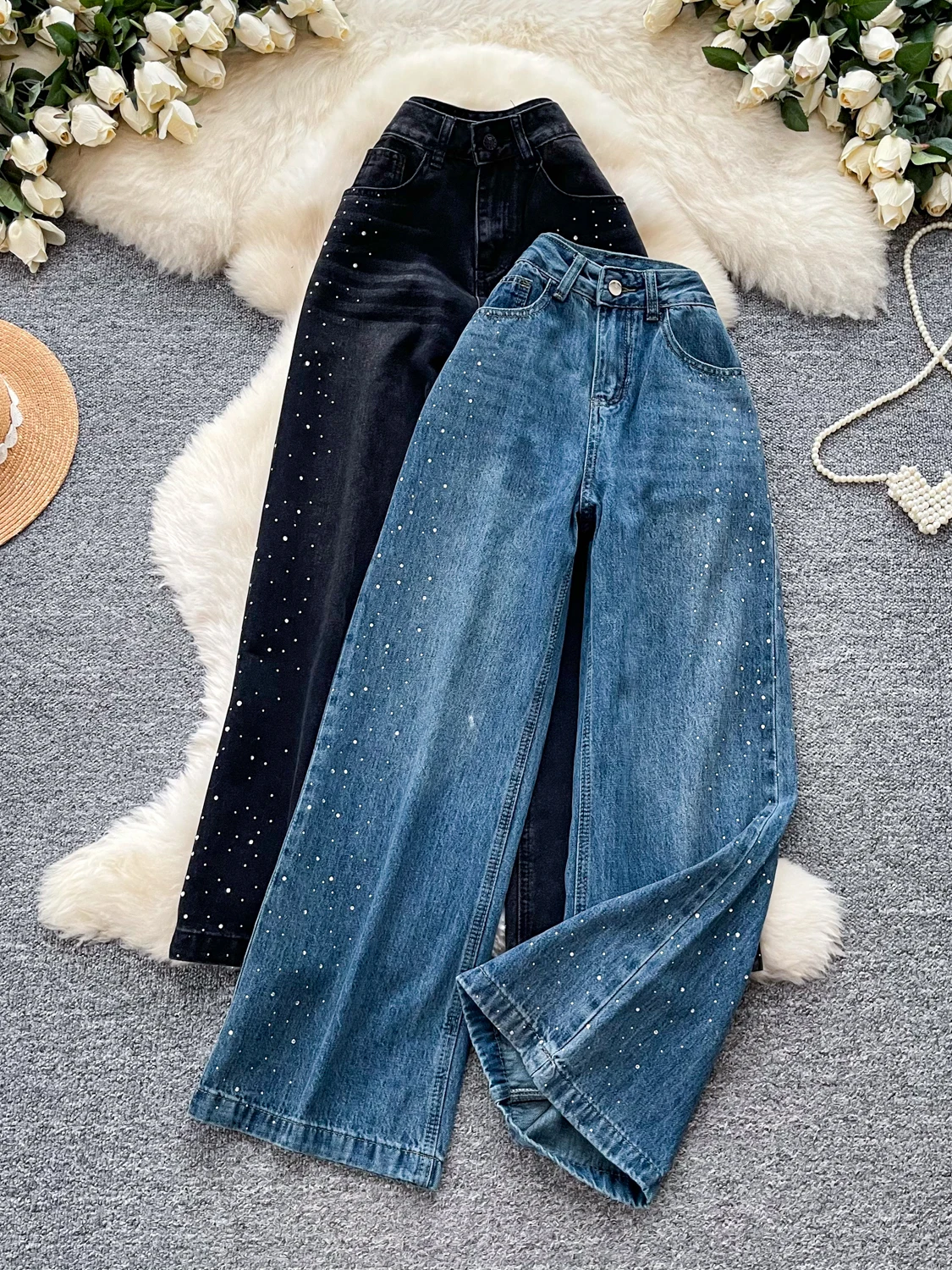 Retro Commuter High Waist Wide Leg Jeans Women Loose Slimming Hip Covering Spring 2026 Fashion Casual Straight Leg Trousers
Retro Commuter High Waist Wide Leg Jeans Women Loose Slimming Hip Covering Spring 2026 Fashion Casual Straight Leg Trousers