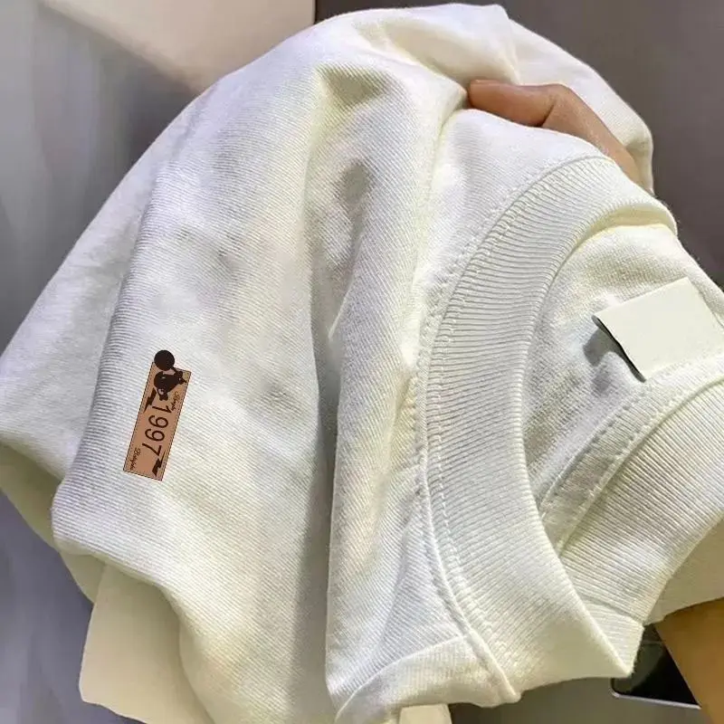 Повседневная хлопковая футболка с коротким рукавом, молодежная модная футболка с принтом и круглым вырезом для весны, лета, осени, на все сезоны
Повседневная хлопковая футболка с коротким рукавом, молодежная модная футболка с принтом и круглым вырезом для весны, лета, осени, на все сезоны