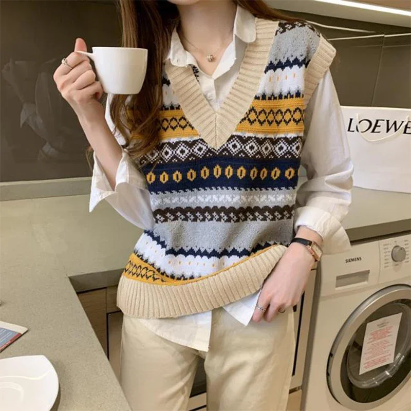 Autumn Loose Casual V-neck Patchwork Sweater Vest Women Sleeveless All-match Knitting Pullover Female Vintage Jumper Top PH211
Autumn Loose Casual V-neck Patchwork Sweater Vest Women Sleeveless All-match Knitting Pullover Female Vintage Jumper Top PH211