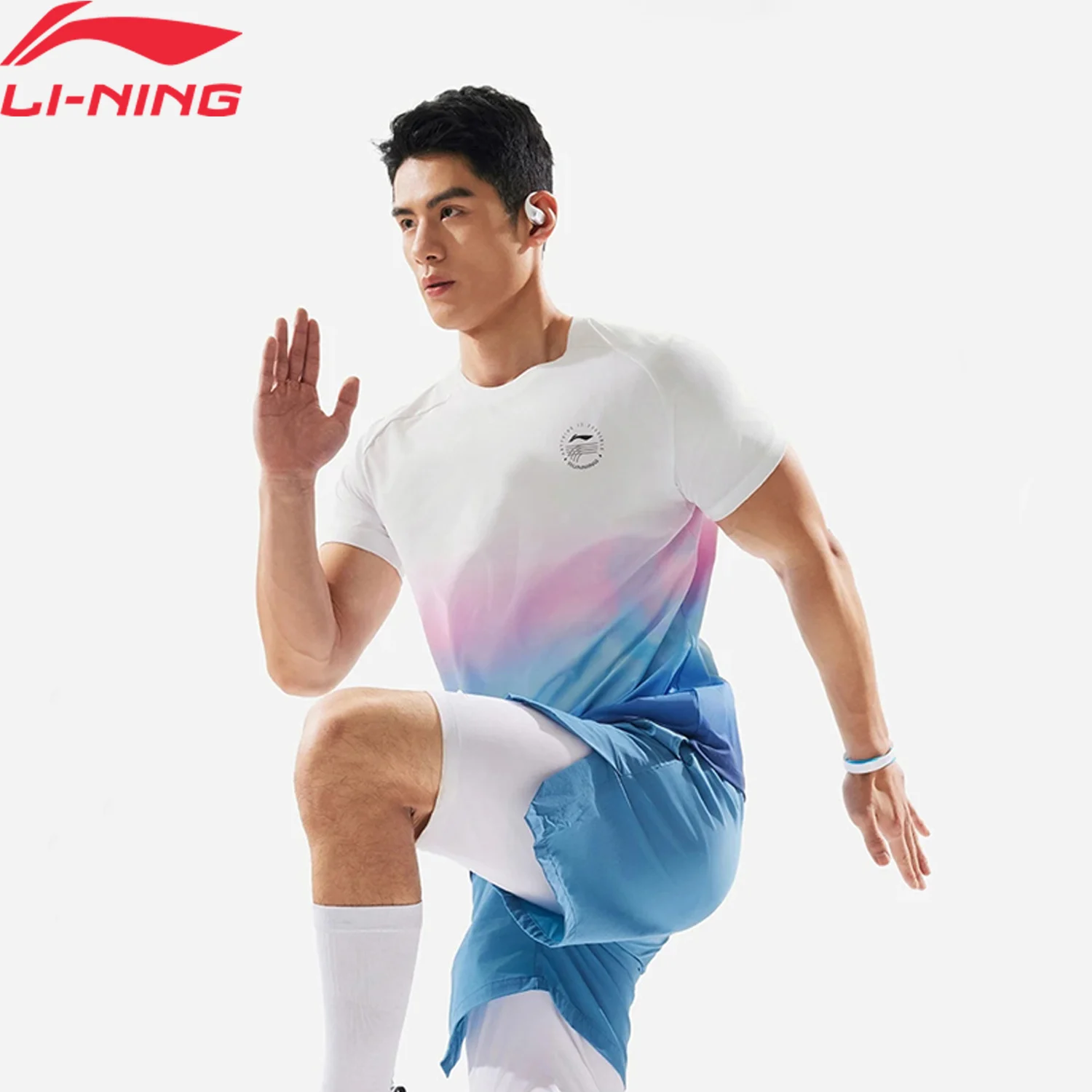 Мужская профессиональная футболка для бега Li-Ning AT DRY, 100% полиэстер, стандартный крой, светоотражающая подкладка, толстовка с короткими рукавами ATSV091
Мужская профессиональная футболка для бега Li-Ning AT DRY, 100% полиэстер, стандартный крой, светоотражающая подкладка, толстовка с короткими рукавами ATSV091