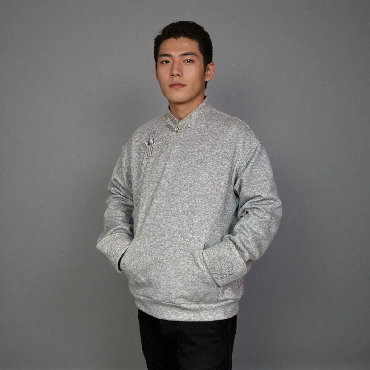 Ethnic Style Shirt Embroidered Fashion Sweater Sports Casual Retro Thin Spring and Autumn National New Chinese
Ethnic Style Shirt Embroidered Fashion Sweater Sports Casual Retro Thin Spring and Autumn National New Chinese