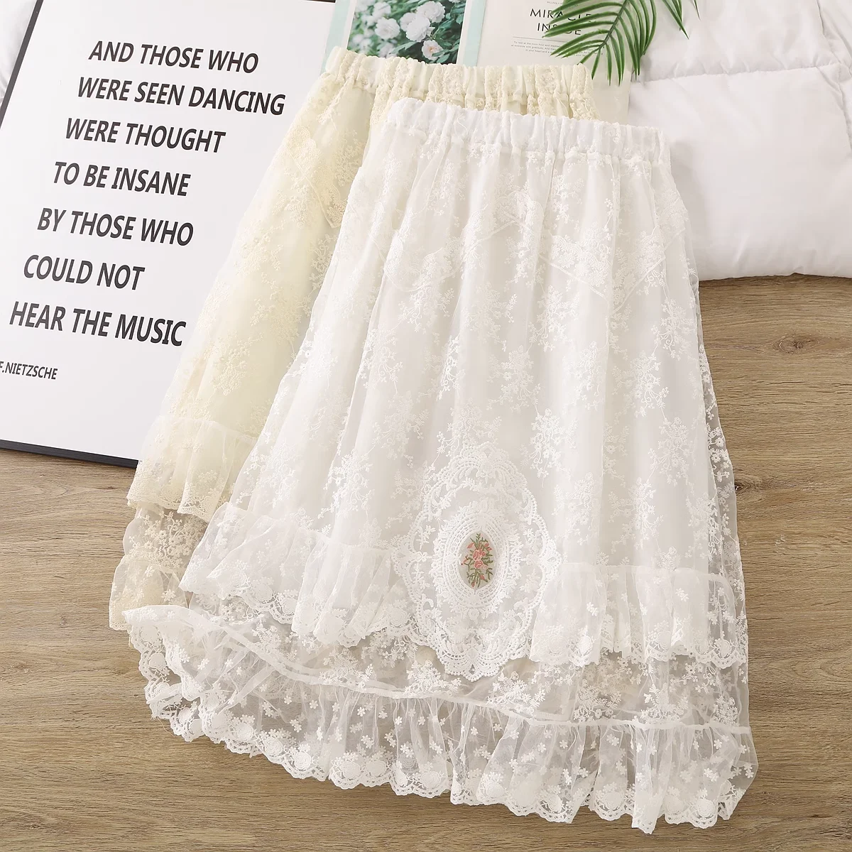 2025 Sweet lolita clothing mori girls spring summer Japan style lace patchwork a-line skirts original fairy long skirts
2025 Sweet lolita clothing mori girls spring summer Japan style lace patchwork a-line skirts original fairy long skirts