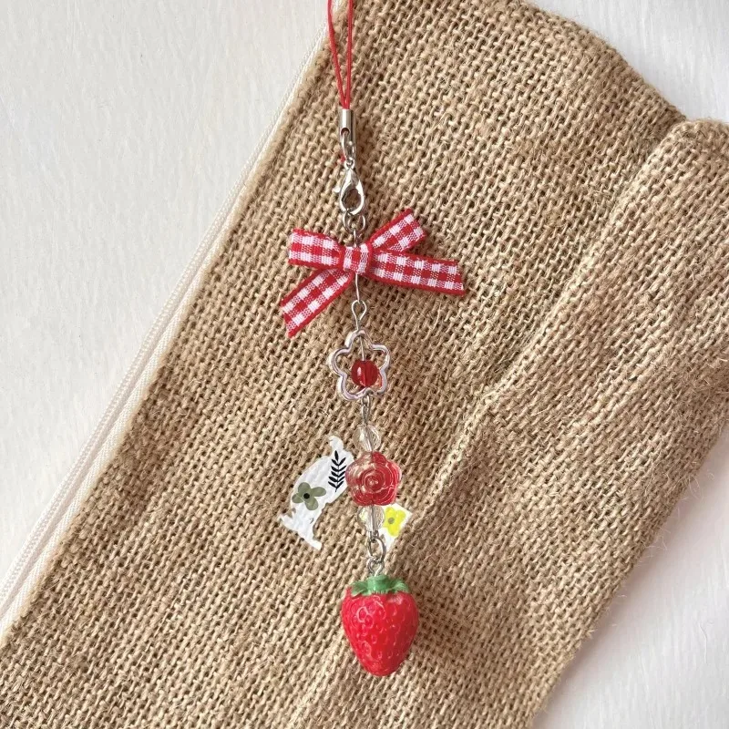 Phone Cute Bowknot Strawberry Pendant Phone Chain Mobile Phone Charm Strap Lanyard Keychain For Iphone Accessory Women Jewelry
Phone Cute Bowknot Strawberry Pendant Phone Chain Mobile Phone Charm Strap Lanyard Keychain For Iphone Accessory Women Jewelry