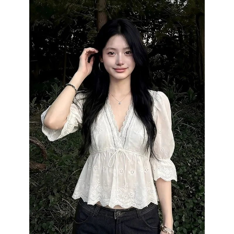 Womens Summer White Embroidered Lace V Neck Blouse Tie Waist Flare Sleeve Casual Top
Womens Summer White Embroidered Lace V Neck Blouse Tie Waist Flare Sleeve Casual Top