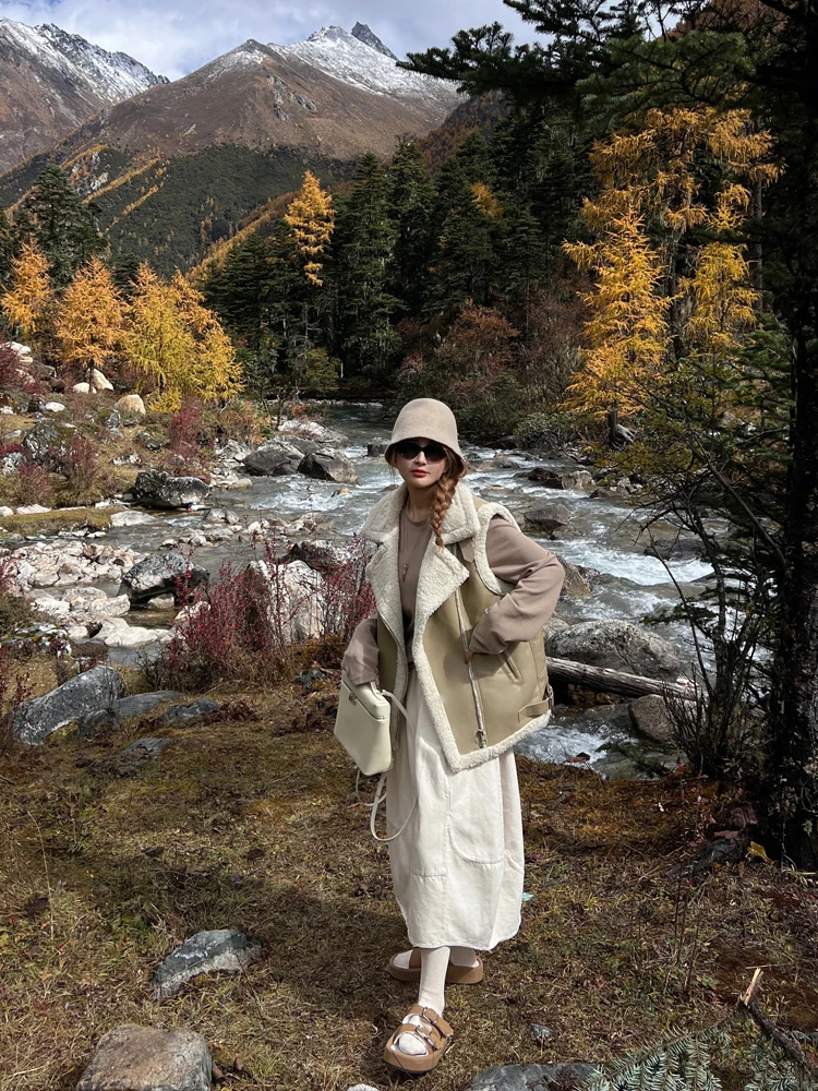 Ele Lady Sle Faionable Loose Slimming Thiened Windproof Motorcycle Lamb Fur Eco-friendly Leather Vest Women
Ele Lady Sle Faionable Loose Slimming Thiened Windproof Motorcycle Lamb Fur Eco-friendly Leather Vest Women