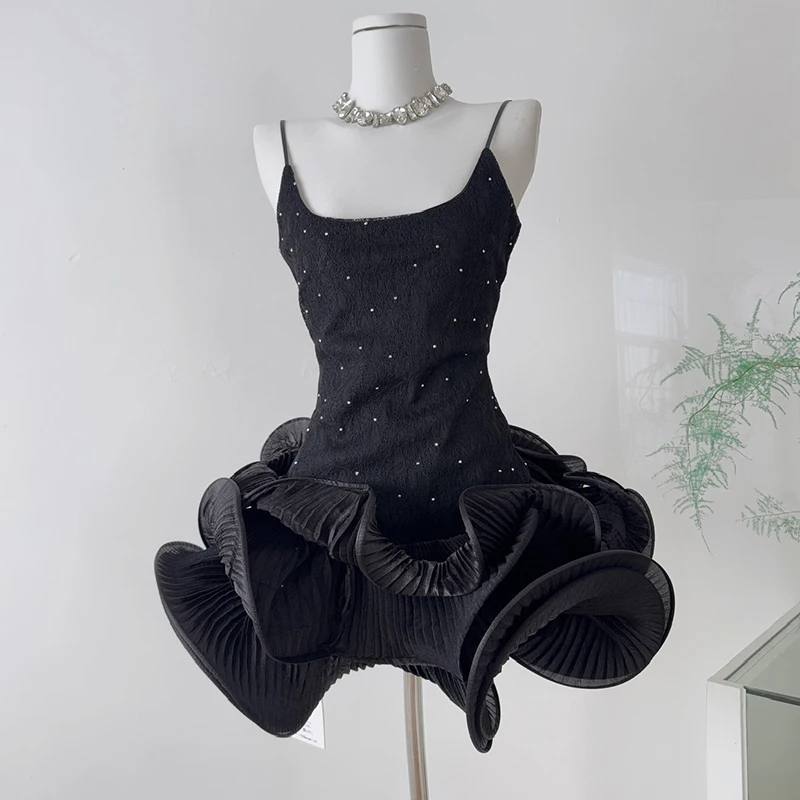 Heavy Industry Diamond Rhinestone Custom-made Pleated Wavy Spaghetti Strap Dress Luxury Mini Dress Evening Party Puffy Dresses
Heavy Industry Diamond Rhinestone Custom-made Pleated Wavy Spaghetti Strap Dress Luxury Mini Dress Evening Party Puffy Dresses