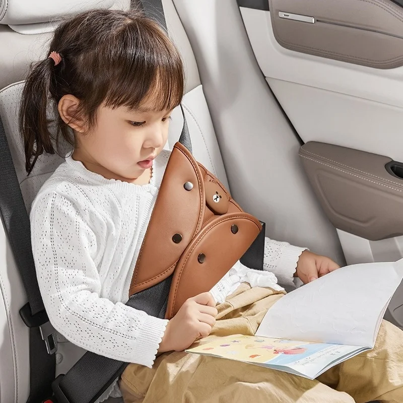 Pu Leather Seat Belt Positioner With Brown Bear Design, Comfortable Shoulder Protection, Anti-Strangulation Adjuster For Car Use
Pu Leather Seat Belt Positioner With Brown Bear Design, Comfortable Shoulder Protection, Anti-Strangulation Adjuster For Car Use