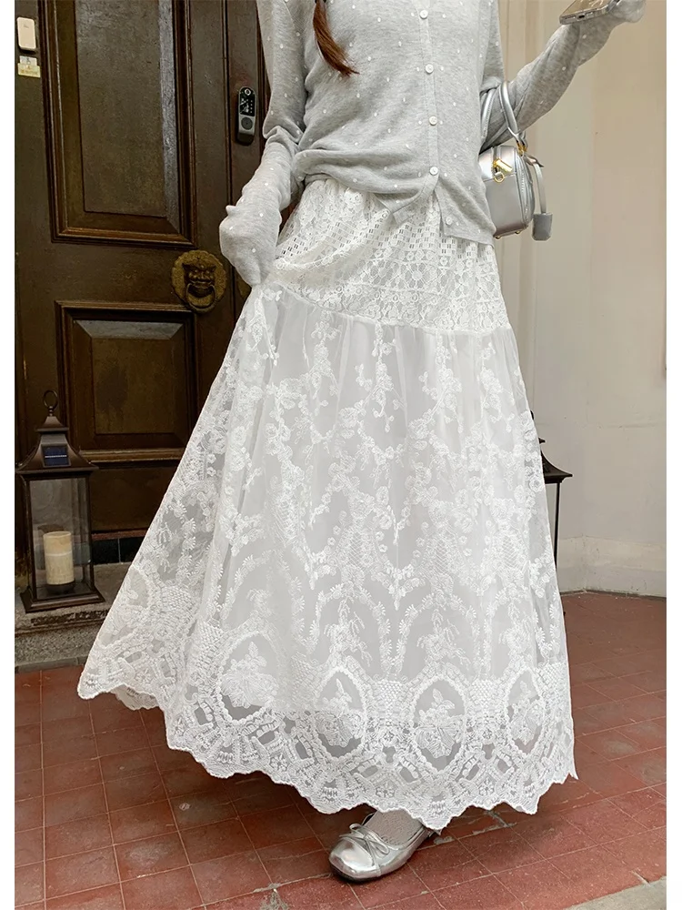 Белая кружевная юбка А-силуэта миди с объемной вышивкой для женщин, осенняя новинка, модный дизайн для повседневных случаев
Белая кружевная юбка А-силуэта миди с объемной вышивкой для женщин, осенняя новинка, модный дизайн для повседневных случаев
