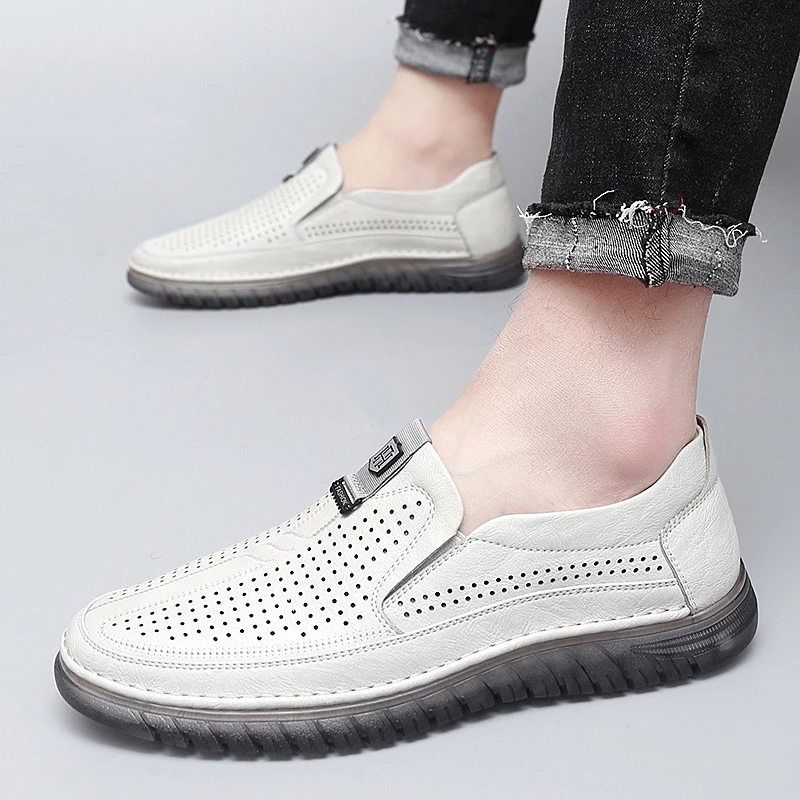 Brand Summer Men Breathable Hollow Hole Shoes Casual Shoes Fashion New Comfortable Anti Slip Outdoor Wear Resistant Sports Shoes
Brand Summer Men Breathable Hollow Hole Shoes Casual Shoes Fashion New Comfortable Anti Slip Outdoor Wear Resistant Sports Shoes