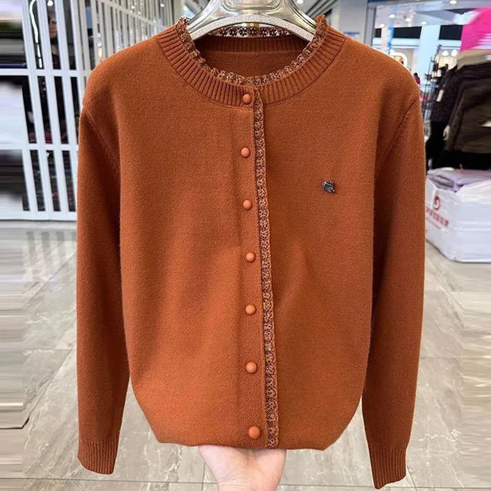 Spring Autumn New Middle-Aged Elderly Women's Sweater Cardigan Jackets Korean Casual Long Sleeve Coats Female Knitted Sweater
Spring Autumn New Middle-Aged Elderly Women's Sweater Cardigan Jackets Korean Casual Long Sleeve Coats Female Knitted Sweater