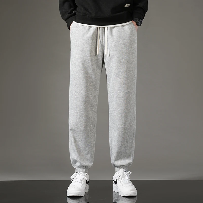 Men Casual Sports Pants Pure Color Versatile Show Thin High Comfort Multi-tone Breathable Soft Fabric High Quality Casual Pants
Men Casual Sports Pants Pure Color Versatile Show Thin High Comfort Multi-tone Breathable Soft Fabric High Quality Casual Pants