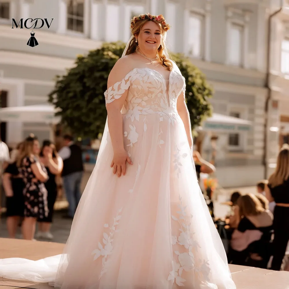 Plus Size Wedding Dresses Brida Off Shoulder Applique Backless A Line Lace Bride Gowns Beach robe de mariée 2026 Customized
Plus Size Wedding Dresses Brida Off Shoulder Applique Backless A Line Lace Bride Gowns Beach robe de mariée 2026 Customized