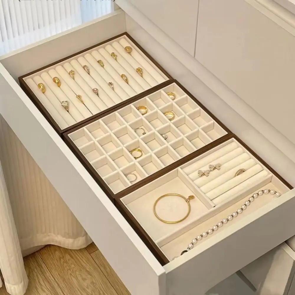 Multi-Compartment Wooden Jewelry Display Tray Velvet Lining Flat Bottom Earrings Storage Holder Multi-purpose Large Capacity
Multi-Compartment Wooden Jewelry Display Tray Velvet Lining Flat Bottom Earrings Storage Holder Multi-purpose Large Capacity