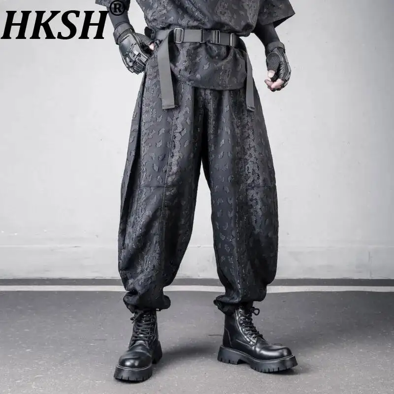 HKSH Yamamoto Dark Loose Oversized Textured Jacquard Harem Cropped Pants Spring Summer New Men's Tide Thin Chic Ins Punk HK20924
HKSH Yamamoto Dark Loose Oversized Textured Jacquard Harem Cropped Pants Spring Summer New Men's Tide Thin Chic Ins Punk HK20924