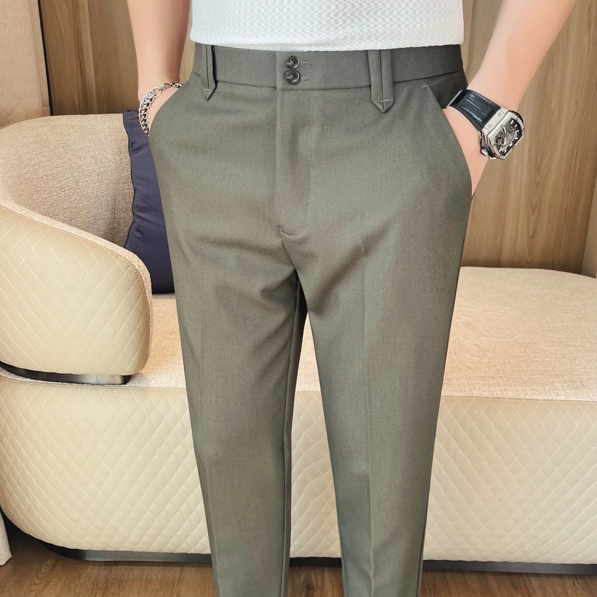 Fashion and Young Casual Pants, Men's New Tapered Pants, Business Formal Wear Ankle Suit Pants Non-Ironing All-Matching
Fashion and Young Casual Pants, Men's New Tapered Pants, Business Formal Wear Ankle Suit Pants Non-Ironing All-Matching