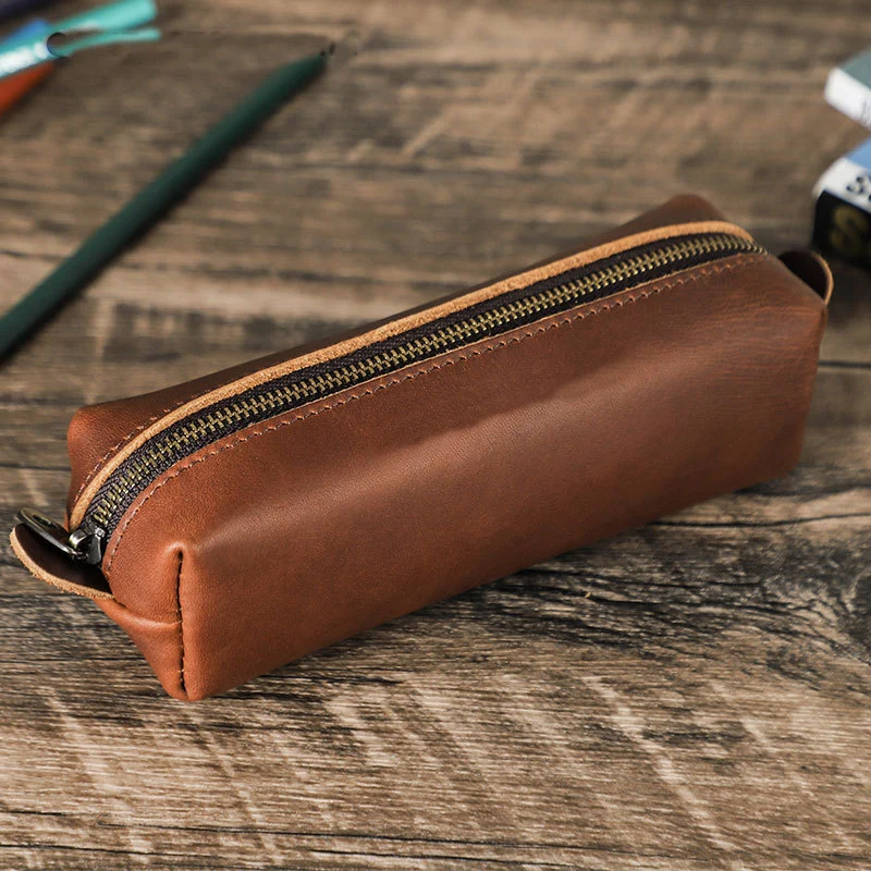 Кожаный пенал в стиле ретро, большая емкость, деловые пеналы для детей, девочек и мальчиков, школьная офисная сумка для ручек, канцелярские принадлежности
Кожаный пенал в стиле ретро, большая емкость, деловые пеналы для детей, девочек и мальчиков, школьная офисная сумка для ручек, канцелярские принадлежности