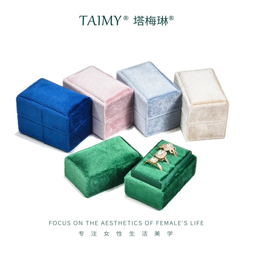 TAIMY Velvet Jewelry Box Quadrilateral Ring Box Three Ring Box Wedding Ring Box with Detachable Lid Jewelry Organizer Storage
TAIMY Velvet Jewelry Box Quadrilateral Ring Box Three Ring Box Wedding Ring Box with Detachable Lid Jewelry Organizer Storage