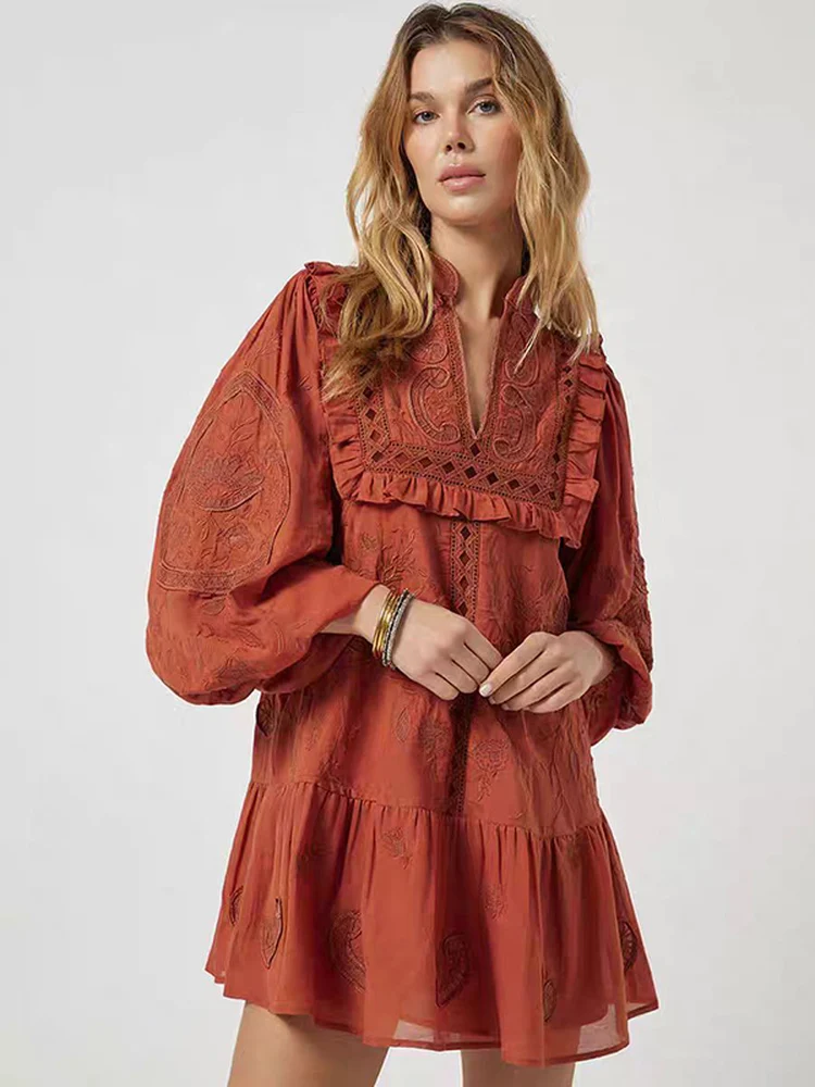 Retro Half High Collar Lantern Sleeve Embroidered Loose Women's Dress French Style Gauze Fiber Long Sleeve Casual Fairy Skirt
Retro Half High Collar Lantern Sleeve Embroidered Loose Women's Dress French Style Gauze Fiber Long Sleeve Casual Fairy Skirt