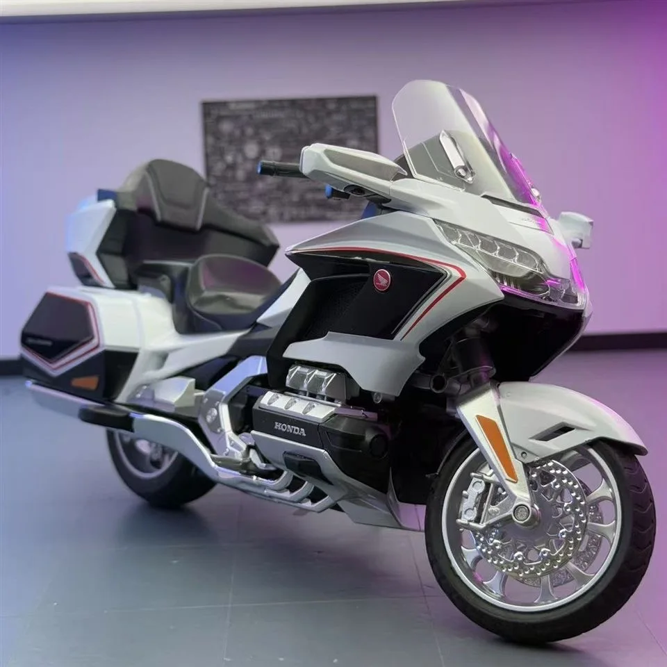 1:11 Honda GOLD WING GL800 2021 Motorcycle Model Toy Diecast Miniature Cars Front Wheel Steering Vehices Ornament Boy Gift
1:11 Honda GOLD WING GL800 2021 Motorcycle Model Toy Diecast Miniature Cars Front Wheel Steering Vehices Ornament Boy Gift