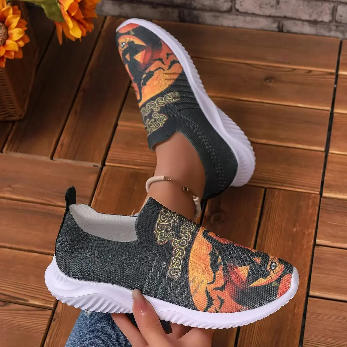 2024 Fashion Printed Knitted Flats Women's Lightweight Breathable Mesh Sneakers
2024 Fashion Printed Knitted Flats Women's Lightweight Breathable Mesh Sneakers