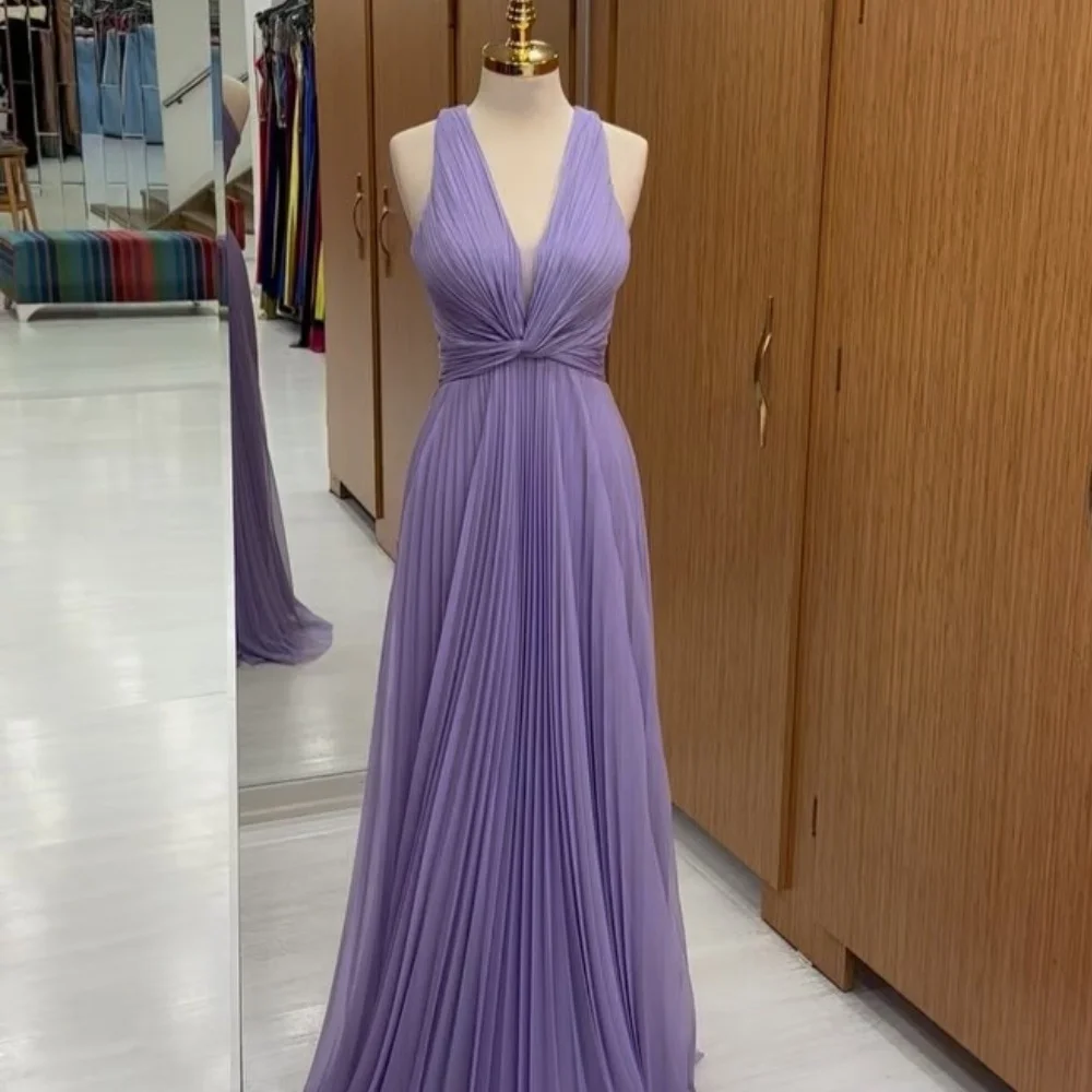 Customized Chinese Style High Quality Organza Draped Pleat Straight V-neck Long Dresses Bespoke Occasion Dresses Sizes Available
Customized Chinese Style High Quality Organza Draped Pleat Straight V-neck Long Dresses Bespoke Occasion Dresses Sizes Available
