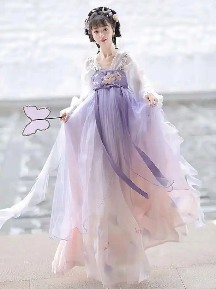 Нефритовый палец Twist _ Персиковое платье-халат длиной до груди Hanfu для женщин, новинка весны/лета 2023 года, улучшенный бессмертный стиль династии Тан
Нефритовый палец Twist _ Персиковое платье-халат длиной до груди Hanfu для женщин, новинка весны/лета 2023 года, улучшенный бессмертный стиль династии Тан