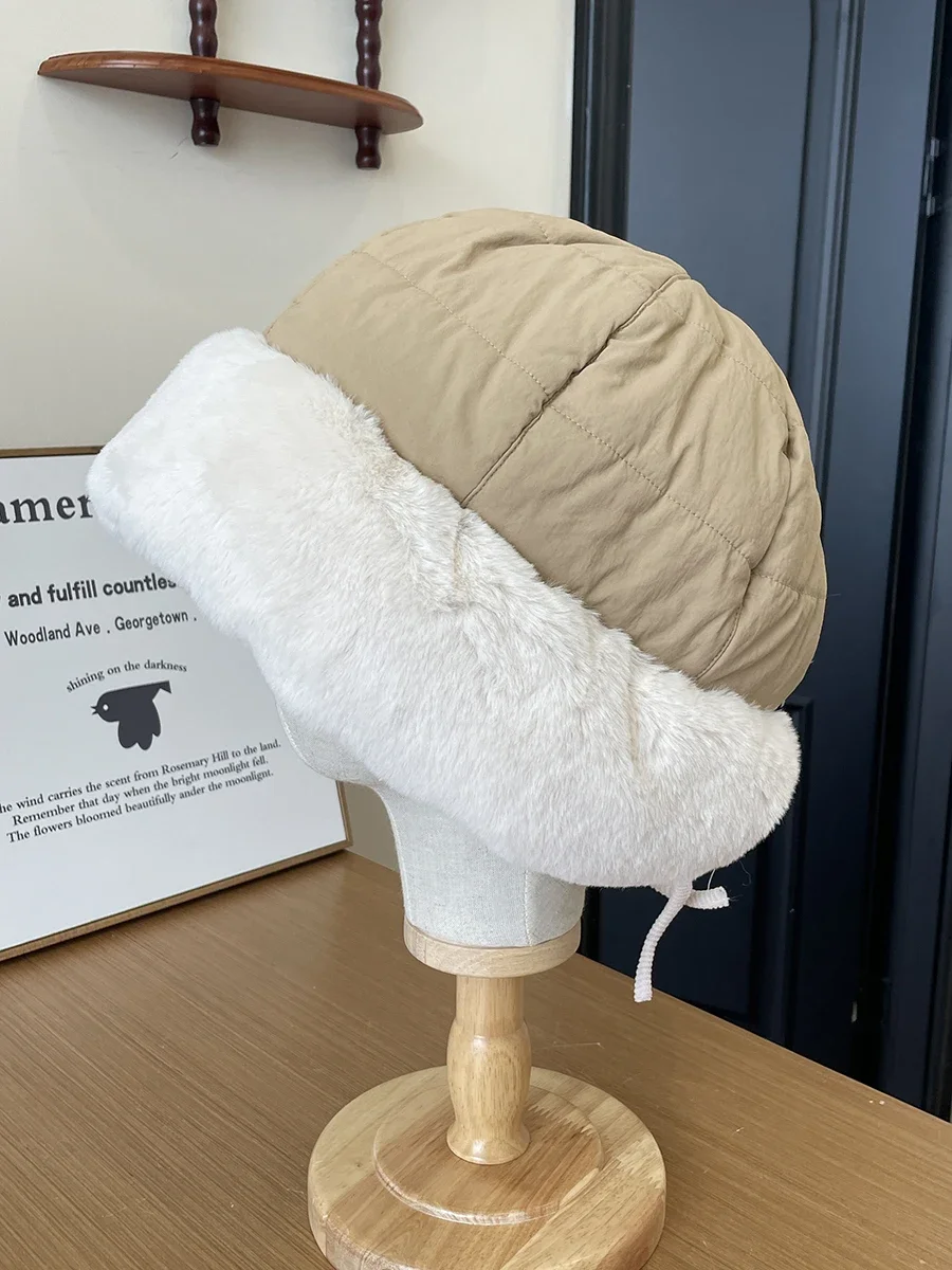 Autumn and winter big face ear protection warm bucket hat women's plush thickened plush basin hat cycling windproof hat
Autumn and winter big face ear protection warm bucket hat women's plush thickened plush basin hat cycling windproof hat