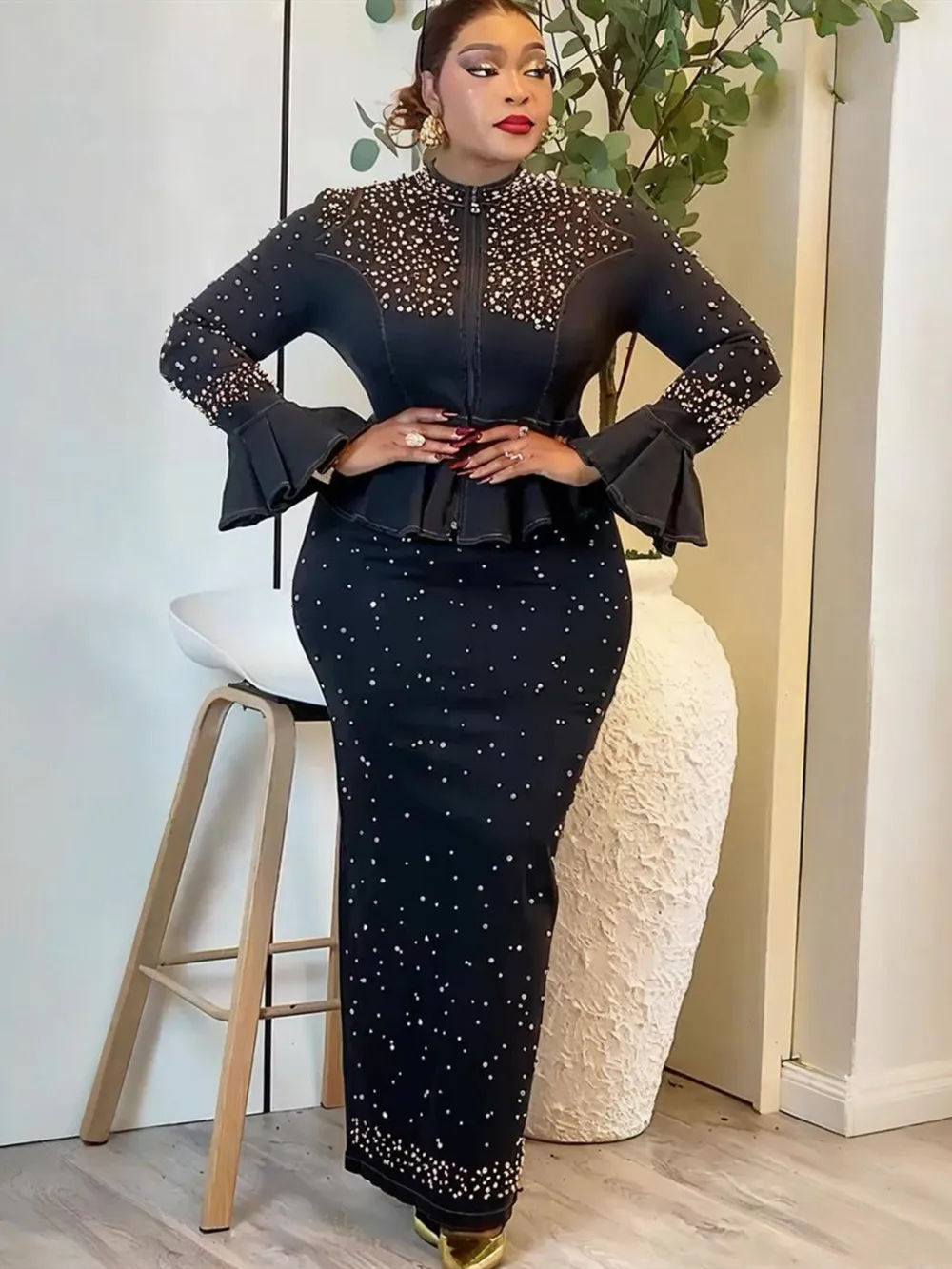 African Clothes for Women 2 PCS Sets Tops And Skirts Suits Dashiki Ankara Denim Outfit Plus Size Wedding Party Dresses
African Clothes for Women 2 PCS Sets Tops And Skirts Suits Dashiki Ankara Denim Outfit Plus Size Wedding Party Dresses