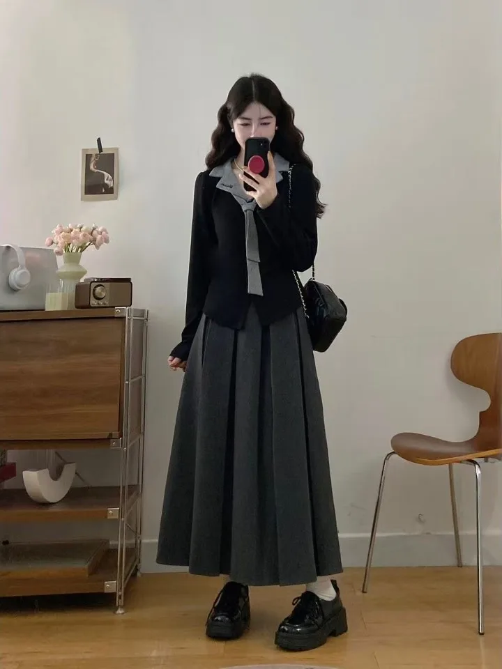 plus Size Fashionable Embroidered Long Sleeve Collared Top High Waist Pleated Skirt Set Autumn New Style Two-Piece Suit
plus Size Fashionable Embroidered Long Sleeve Collared Top High Waist Pleated Skirt Set Autumn New Style Two-Piece Suit