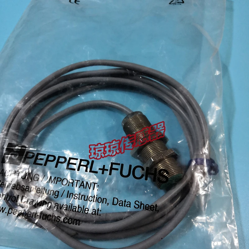 Germany P + F Pepperl + Fuchs NBB5-18GM50-E2 Inductive Proximity Switch Sensor Spot Real Shot
Germany P + F Pepperl + Fuchs NBB5-18GM50-E2 Inductive Proximity Switch Sensor Spot Real Shot