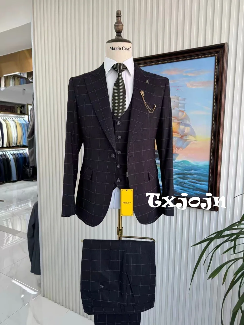 Classic Plaid Suit Set 3 Pieces For Men Business Party Man Long Sleeved Slim Fit Tuxedo Office Wear High Quality Suits On Sale
Classic Plaid Suit Set 3 Pieces For Men Business Party Man Long Sleeved Slim Fit Tuxedo Office Wear High Quality Suits On Sale