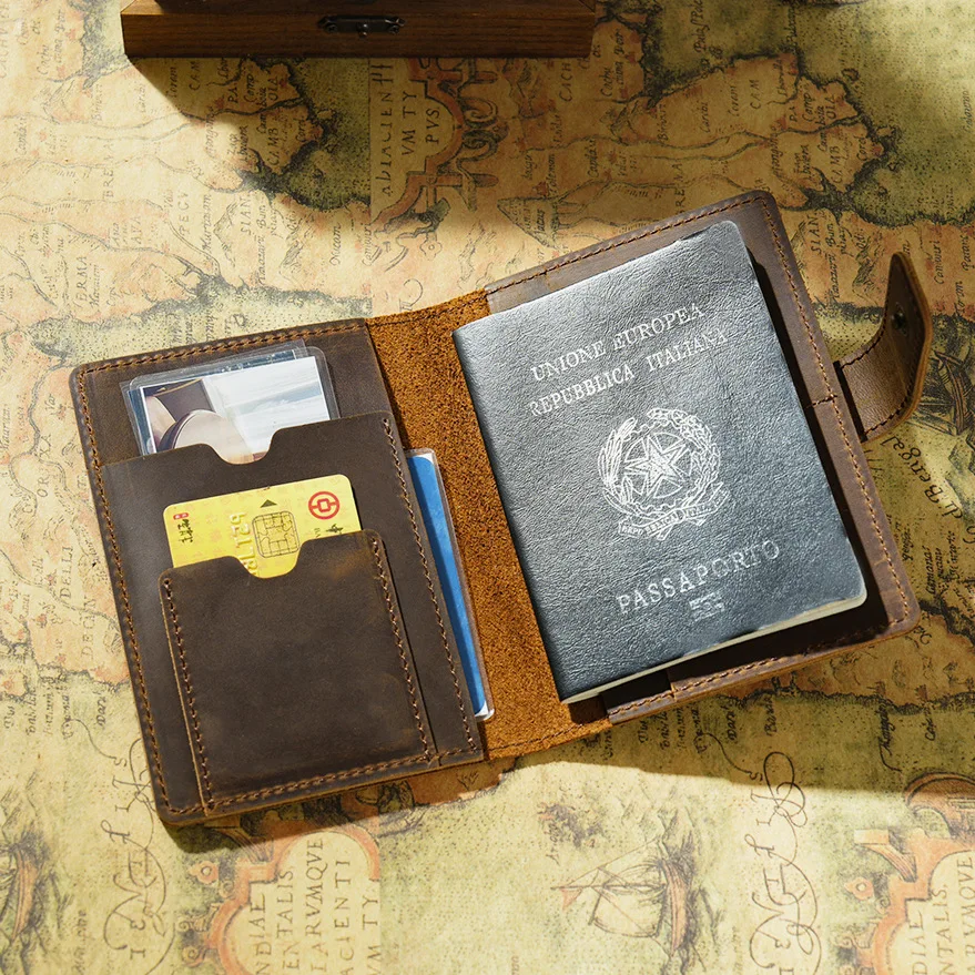 Retro Genuine Leather Men's Passport Pouch Snap Passport Holder Travel Wallet Simple ID Card Holder
Retro Genuine Leather Men's Passport Pouch Snap Passport Holder Travel Wallet Simple ID Card Holder