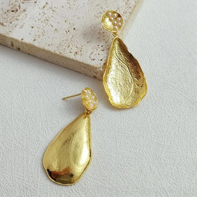 Qingdao Jewelry Personalized Retro Jewelry Earrings High Sense Temperament Long Earrings Niche Design Sense
Qingdao Jewelry Personalized Retro Jewelry Earrings High Sense Temperament Long Earrings Niche Design Sense