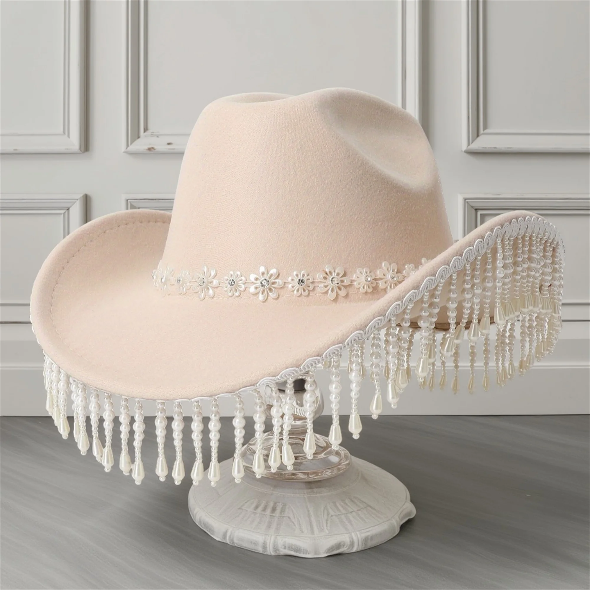 Stylish Wide Brim Fedora Hat with Chic Pearl Embellishments and Tassel Detailing for Women s Western Cowgirl Style
Stylish Wide Brim Fedora Hat with Chic Pearl Embellishments and Tassel Detailing for Women s Western Cowgirl Style