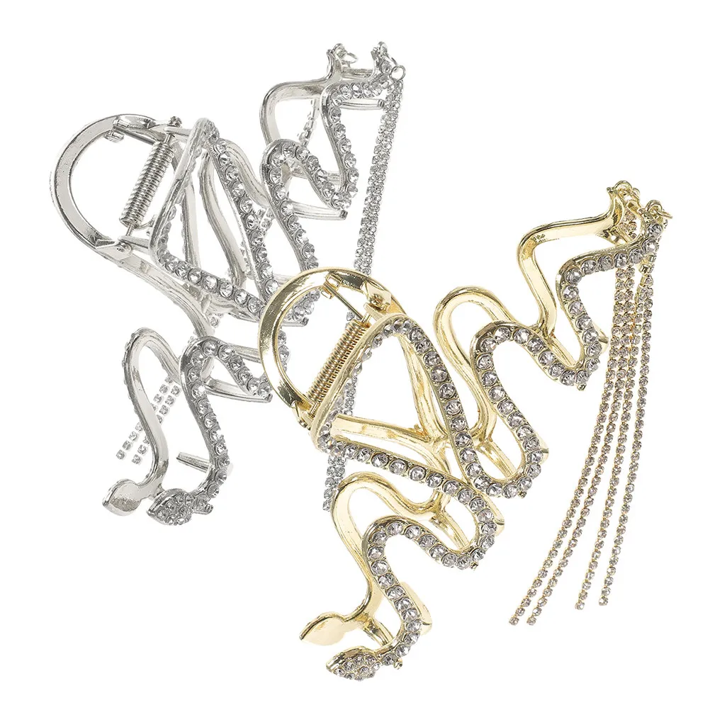 2Pcs Decorative Snake Metal Hair Claw Clips with Tassel Chain Secure Hold Claw Clip for Women Hair Styling Accessory
2Pcs Decorative Snake Metal Hair Claw Clips with Tassel Chain Secure Hold Claw Clip for Women Hair Styling Accessory