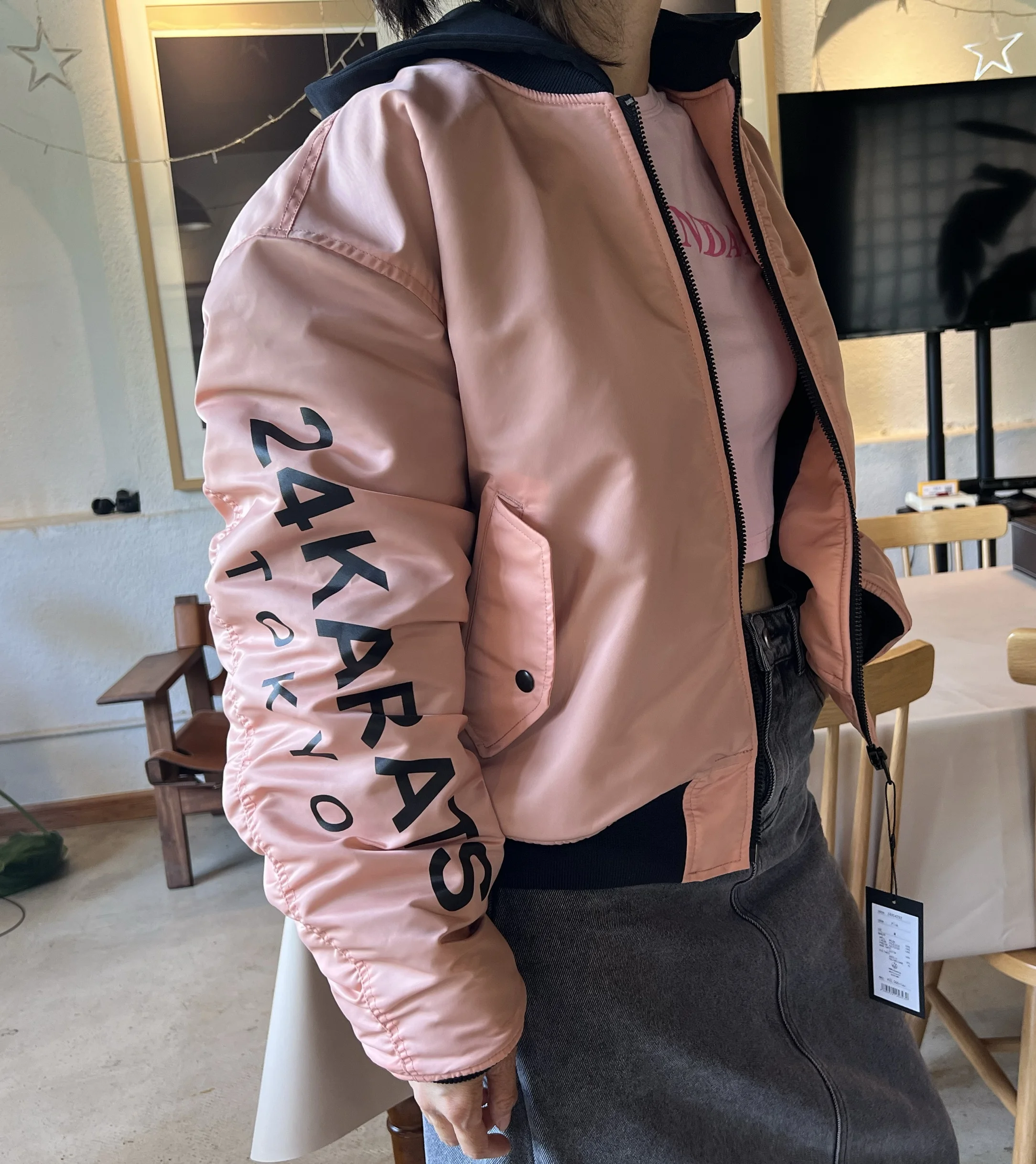 Куртка-бомбер MA-1 свободного кроя с бейсбольным воротником и капюшоном, хлопковая, в городском стиле, теплая, стандартной длины, весна-осень
Куртка-бомбер MA-1 свободного кроя с бейсбольным воротником и капюшоном, хлопковая, в городском стиле, теплая, стандартной длины, весна-осень