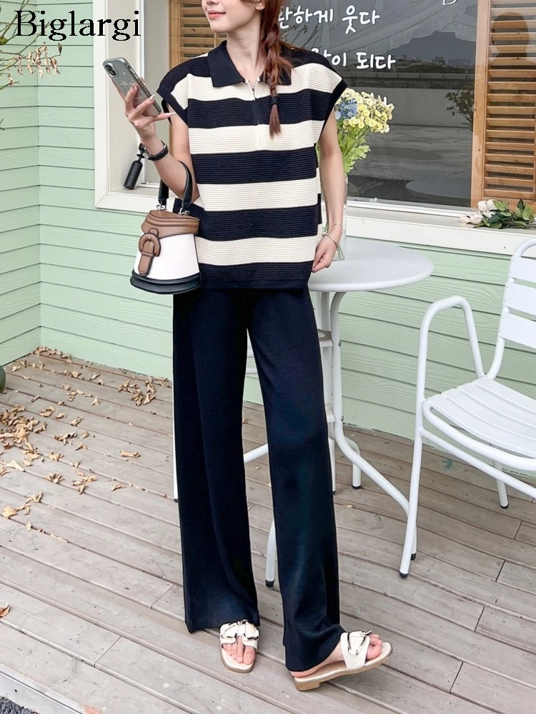 Knitted Summer 2 Two Piece Set Women Striped Print Fashion Casual Ladies Sleeveless Blouses Loose Korean Style Woman Long Pants
Knitted Summer 2 Two Piece Set Women Striped Print Fashion Casual Ladies Sleeveless Blouses Loose Korean Style Woman Long Pants