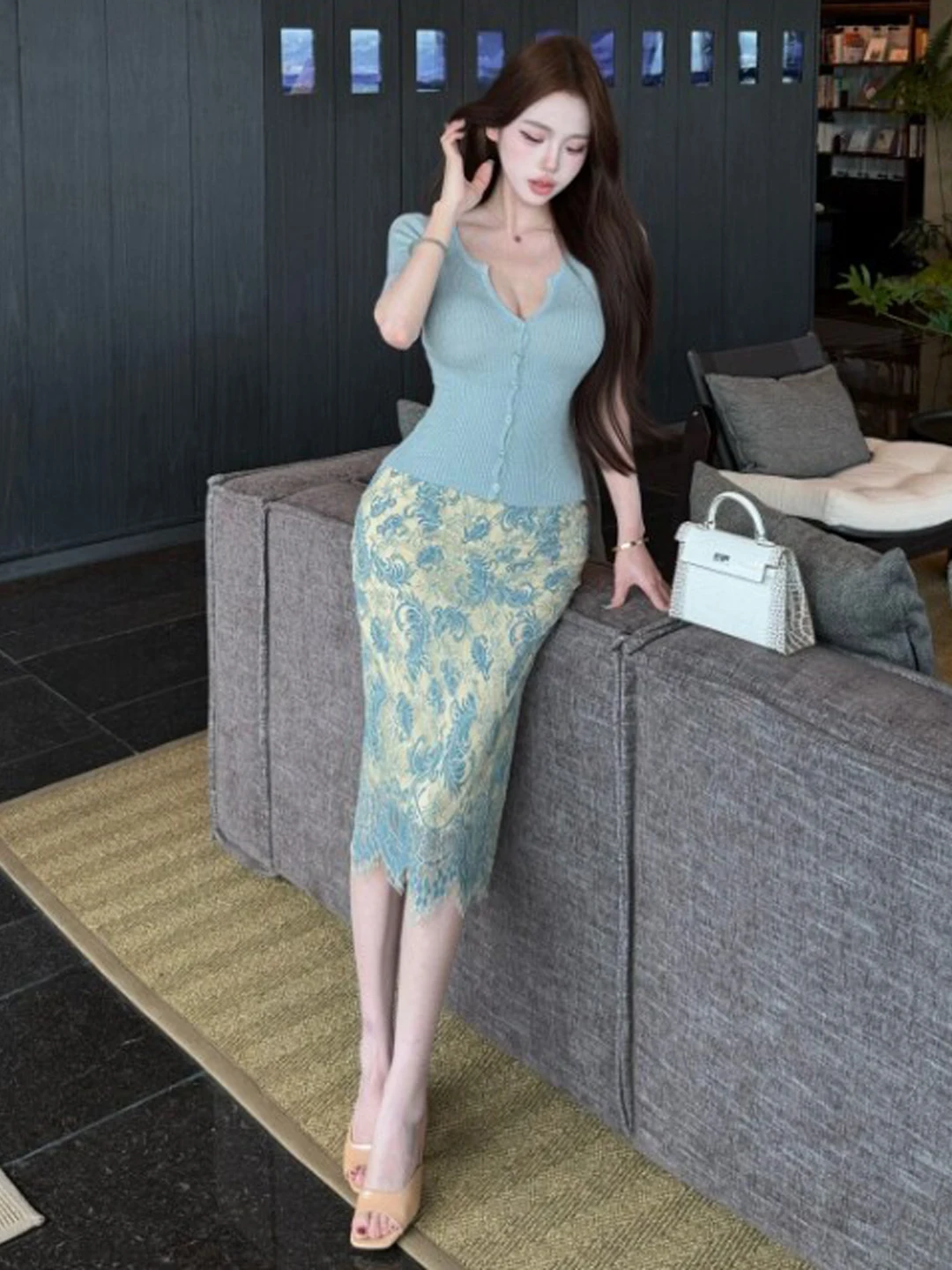Sexy V-neck Top And High-waisted Skirt Two-piece Set Women's Fashion Summer Outfit Bodycon Dress Casual Wear Cotton Polyester
Sexy V-neck Top And High-waisted Skirt Two-piece Set Women's Fashion Summer Outfit Bodycon Dress Casual Wear Cotton Polyester