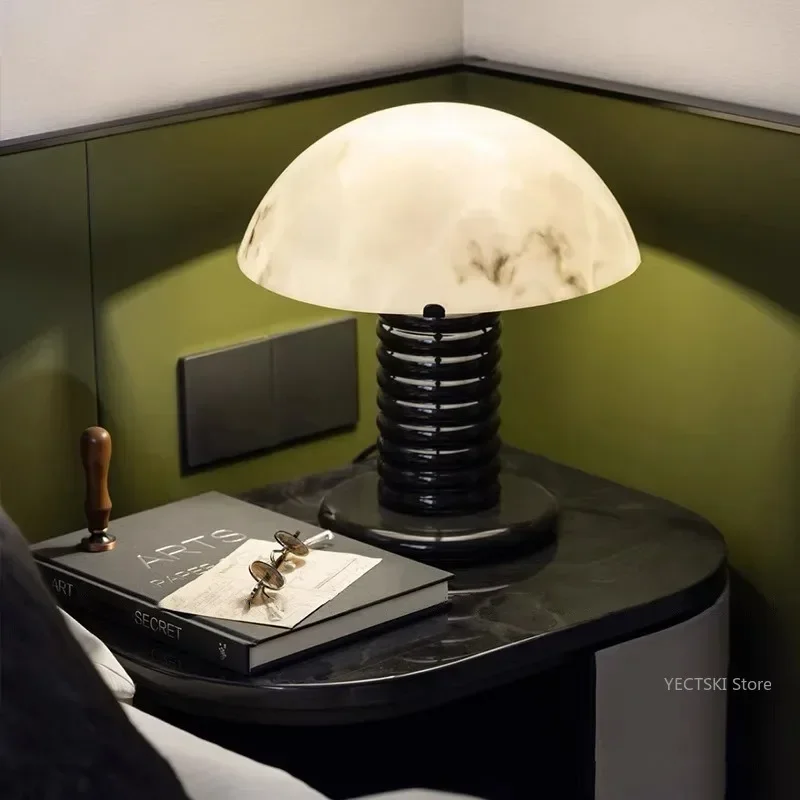 GHEUVNJ Glass desk lamp, minimalist postmodern living room, bedside study, Nordic designer model room, bedroom lamp
GHEUVNJ Glass desk lamp, minimalist postmodern living room, bedside study, Nordic designer model room, bedroom lamp